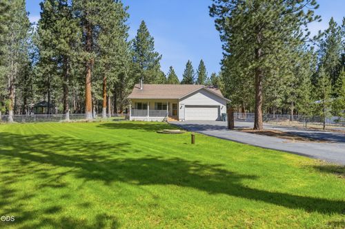 15640 Woodgreen Ct, La Pine, OR, 97739-9000 | Card Image