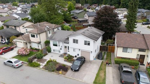 1890 Bow Dr, Coquitlam, BC, V3E1P6 | Card Image