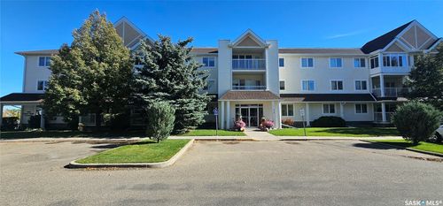 103-230 Lister Kaye Crescent, Swift Current, SK, S9H0A2 | Card Image