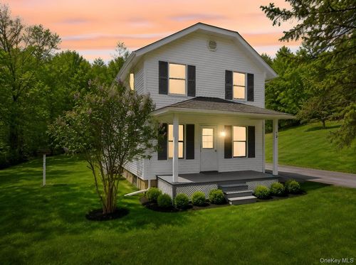 12 Old Turnpike Rd, Bloomingburg, NY, 12721-4620 | Card Image