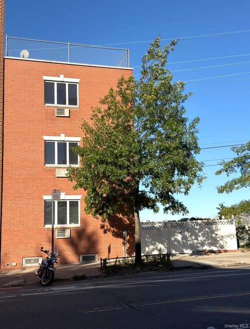 62-11 Woodside Avenue, New York, NY, 11377 | Card Image
