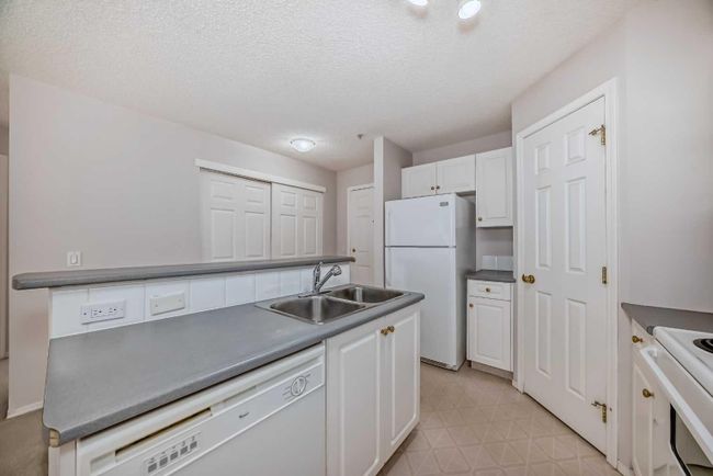 310 - 270 Shawville Way Se, Home with 2 bedrooms, 2 bathrooms and 1 parking in Calgary AB | Image 6
