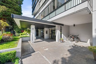 301 - 650 16 Th St, Condo with 2 bedrooms, 1 bathrooms and 1 parking in West Vancouver BC | Image 2