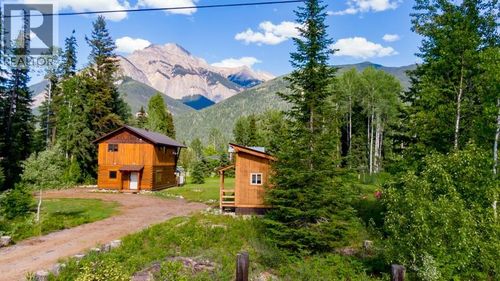 B-1732 Oberg Johnson Road, Golden, BC, V0A1H1 | Card Image