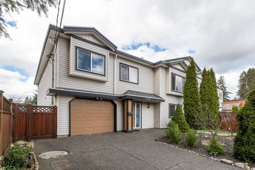 3339 Wellington St, Port Coquitlam, BC, V3B3Y1 | Card Image