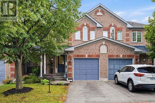 3-2970 Berwick Dr, Burlington, ON, L7M4W3 | Card Image