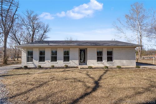 11204 S 153rd West Ave, Sapulpa, OK, 74066-7486 | Card Image