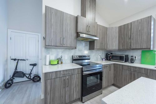 5-41 7 Avenue Se, High River, AB, T1V1E9 | Card Image