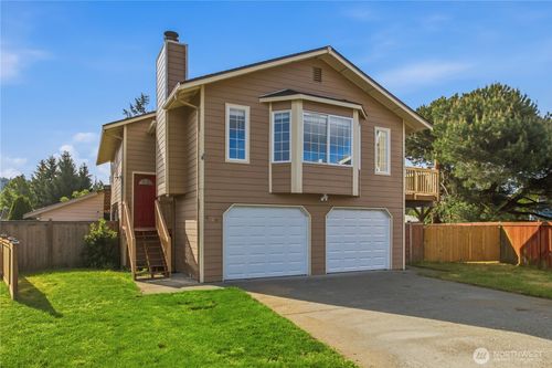 439 Hawthorne Ave S, Pacific, WA, 98047-1473 | Card Image