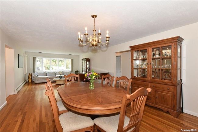 6 Windward Ln, House other with 4 bedrooms, 3 bathrooms and null parking in Commack NY | Image 8