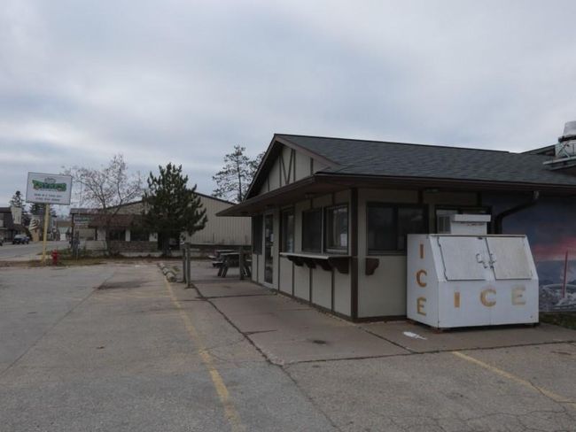 4470 N Branch St, Home with 0 bedrooms, 2 bathrooms and null parking in WABENO WI | Image 57