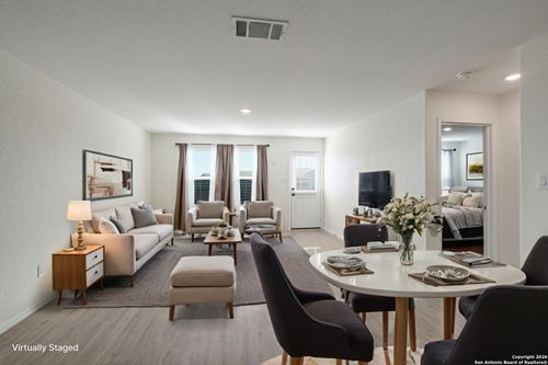 215 Sassie Ln, Marion, TX, 78124 | Card Image