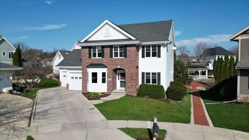 1600 Kohler Court Court, WAUNAKEE, WI, 53597 | Card Image