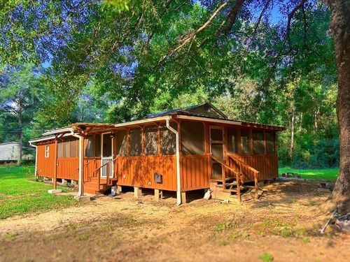 515 County Road 4068, Bon Wier, TX, 75928-3235 | Card Image