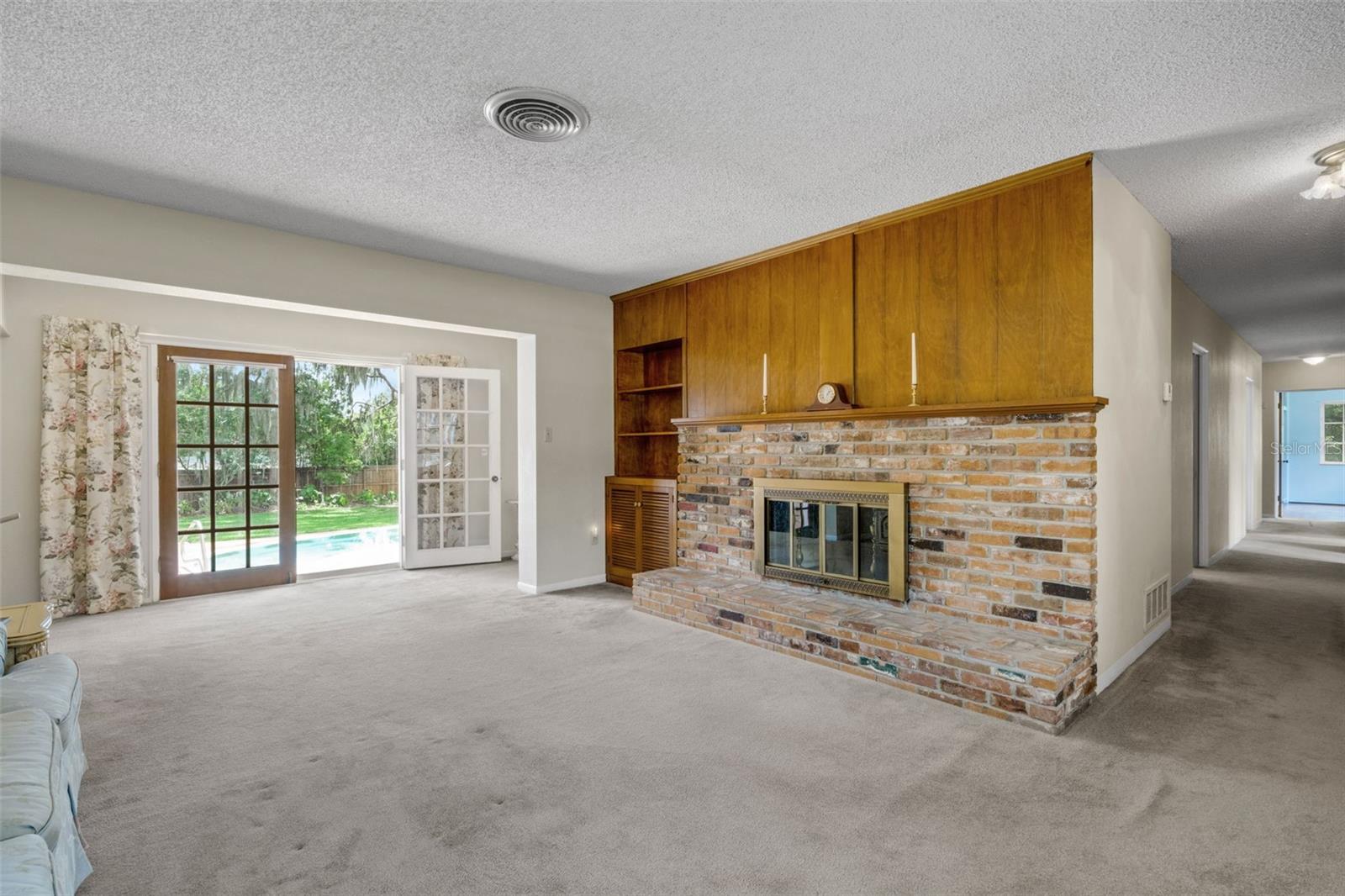 Residential in LAKELAND 4