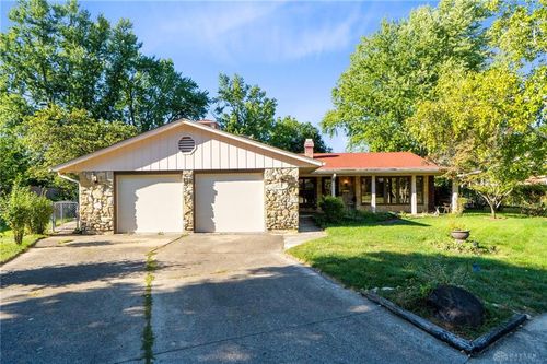 156 Mark Ln, Fairborn, OH, 45324-2521 | Card Image