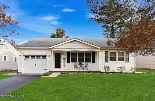 48 Whitaker Dr, Toms River, NJ, 08757-5655 | Card Image