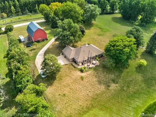 5675 36 Mile Rd, Bruce Twp, MI, 48065-1703 | Card Image