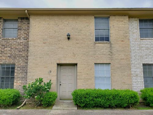 12-laurel-square-townhom-3720 Laurel St, Beaumont, TX, 77707-2227 | Card Image