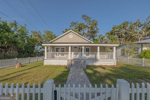 1525 Tillman Ave, Brunswick, GA, 31520-6936 | Card Image