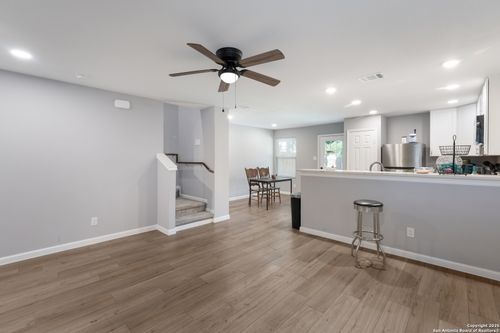 315 Bundy, San Antonio, TX, 78220-2301 | Card Image