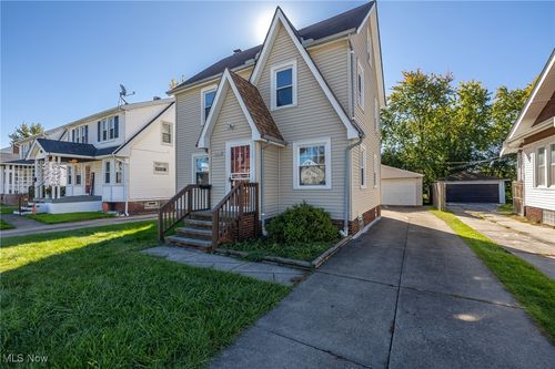 20006 Mountville Dr, Maple Heights, OH, 44137-1853 | Card Image