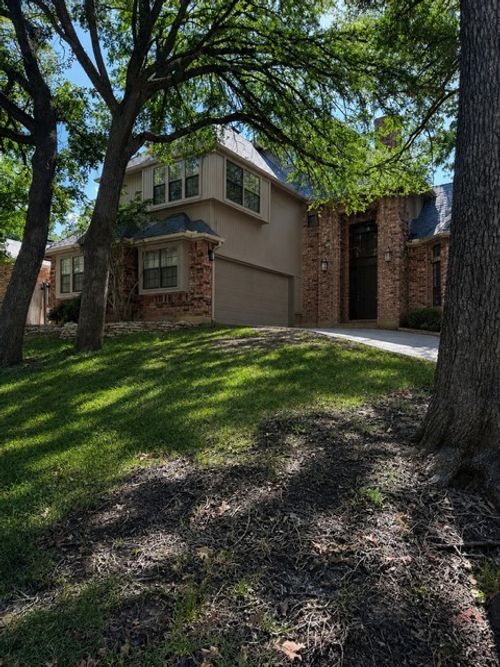 3700 Pelican Ct, Arlington, TX, 76016-2526 | Card Image