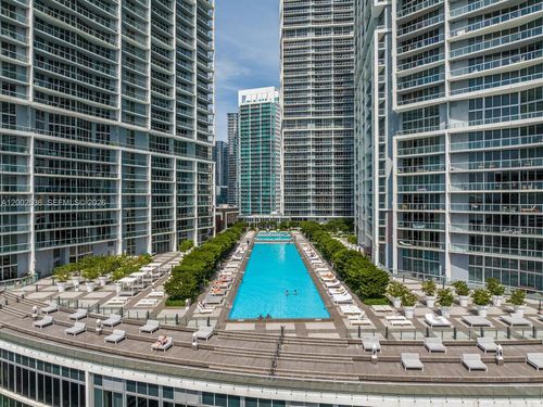 4104-485 Brickell Ave, Miami, FL, 33131-2759 | Card Image