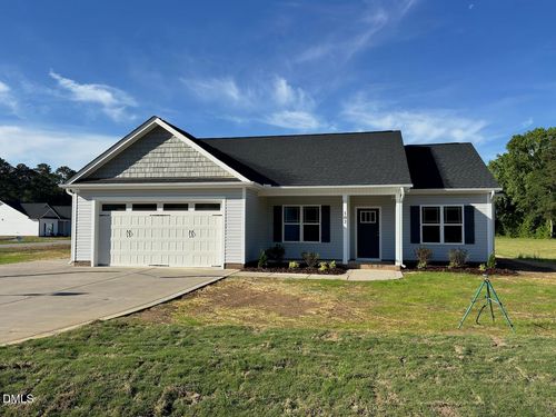 102 Lynn Ln, Selma, NC, 27576-6489 | Card Image