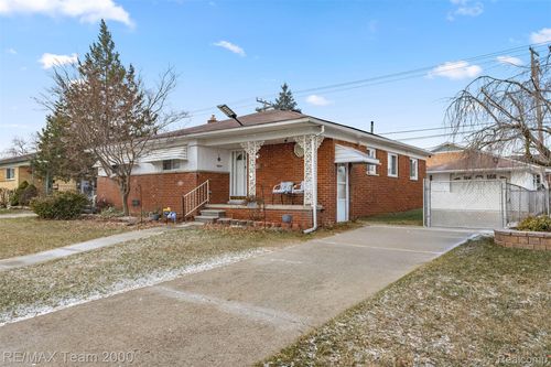 7175 Amboy St, Dearborn Heights, MI, 48127-1979 | Card Image