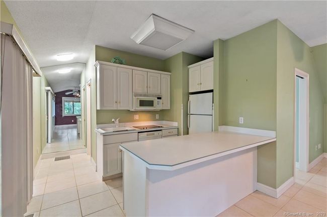 971 N Farms Rd, House other with 3 bedrooms, 2 bathrooms and null parking in Wallingford CT | Image 31