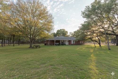 4217 Kellywood Dr, Austin, TX, 78739-4313 | Card Image