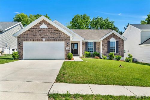 532 Leather Reins Dr, Wentzville, MO, 63385-3790 | Card Image