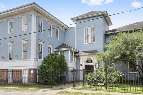 1e-4716 Annunciation St, New Orleans, LA, 70115-1656 | Card Image