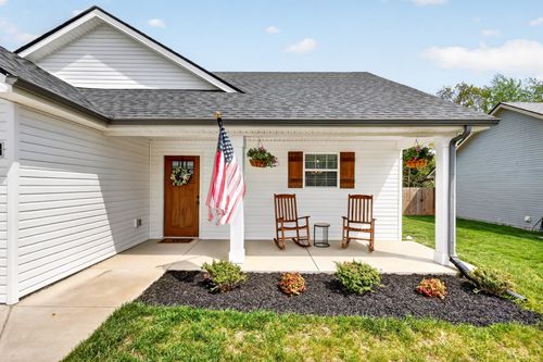 1413 Fredrick Dr, Clarksville, TN, 37042-8971 | Card Image