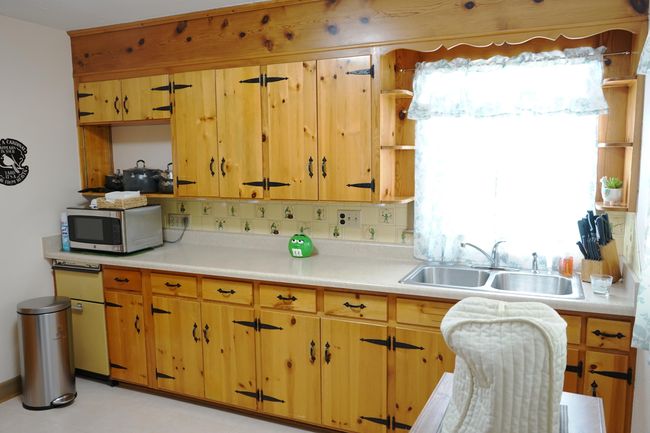 Refinished Classic Pinewood Cabinets | Image 17