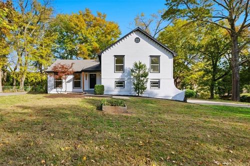 10051 Melrose St, Overland Park, KS, 66214-2319 | Card Image