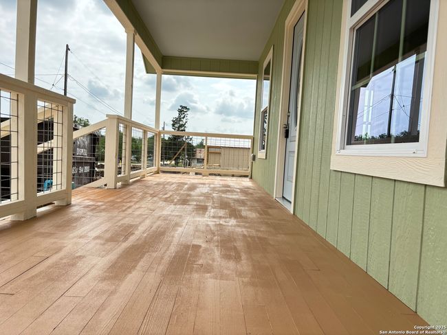 708 E 5 Th St, House other with 3 bedrooms, 2 bathrooms and null parking in Nixon TX | Image 24