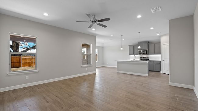 1301 Honey Creek Dr, House other with 4 bedrooms, 2 bathrooms and null parking in Desoto TX | Image 13