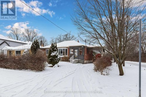 52 Altamont Rd, North York, ON, M2M1S7 | Card Image