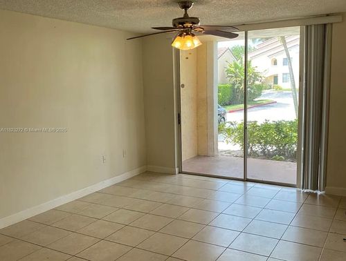 apt-105-1733 Village Blvd, West Palm Beach, FL, 33409-2010 | Card Image