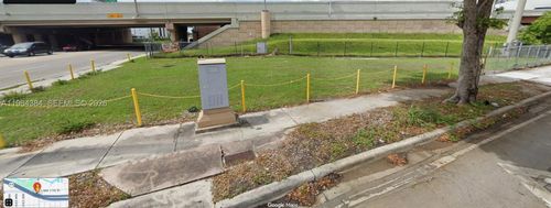 2200 Nw 11th St, Miami, FL, 33125-2765 | Card Image