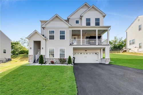 5044 Bellflower Dr, SCHNECKSVILLE, PA, 18078-8701 | Card Image