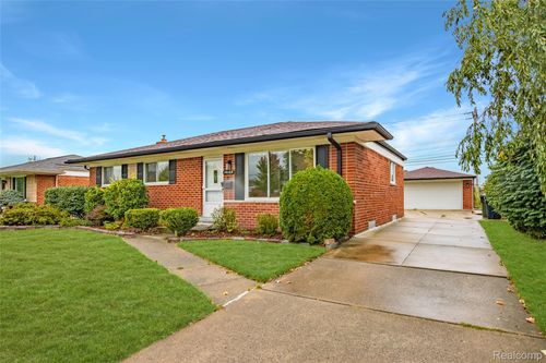 14169 Wedgewood Rd, Sterling Heights, MI, 48312-5533 | Card Image