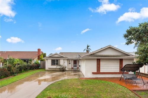 9172 Chelsea Cir, Westminster, CA, 92683-6550 | Card Image