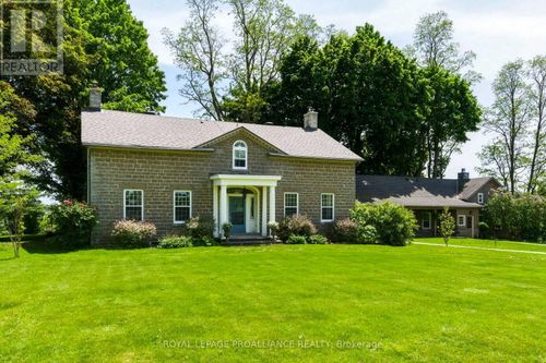 1105 County Road 2 Road, Augusta, ON, K6V5T1 | Card Image