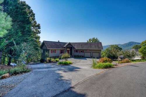 1722 Victoria Woods Cir, Hiawassee, GA, 30546-3632 | Card Image