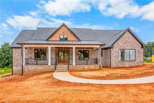 3650 Beroth Cir, Pfafftown, NC, 27040-8217 | Card Image