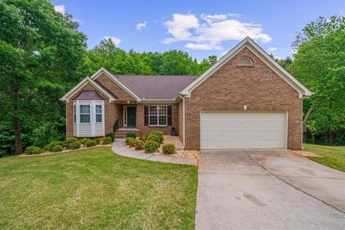 8780 Amberfield Dr, Gainesville, GA, 30506-4835 | Card Image