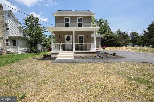 20 New St, MULLICA HILL, NJ, 08062-2830 | Card Image